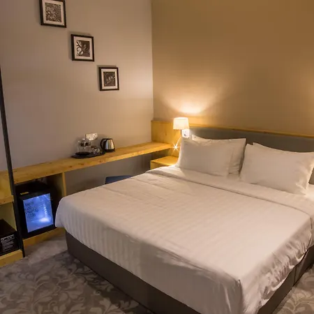 Redpine Boutique Hotel-2