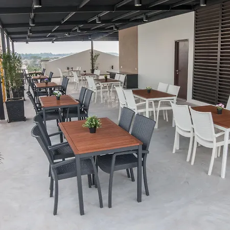 Redpine Boutique Hotel-3